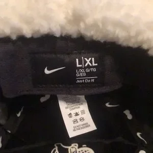 Nike | Accessories | Naomi Osaka Fleece Bucket Hat Lxl White  display picture 3